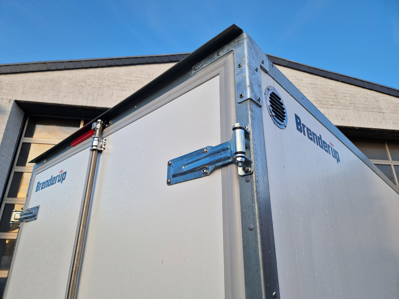 Gesloten aanhangwagen Brenderup Cargo Dynamic CD260 BD 260x150x185cm Hecktüren Wabenwände (S) 1300kg: afbeelding 7