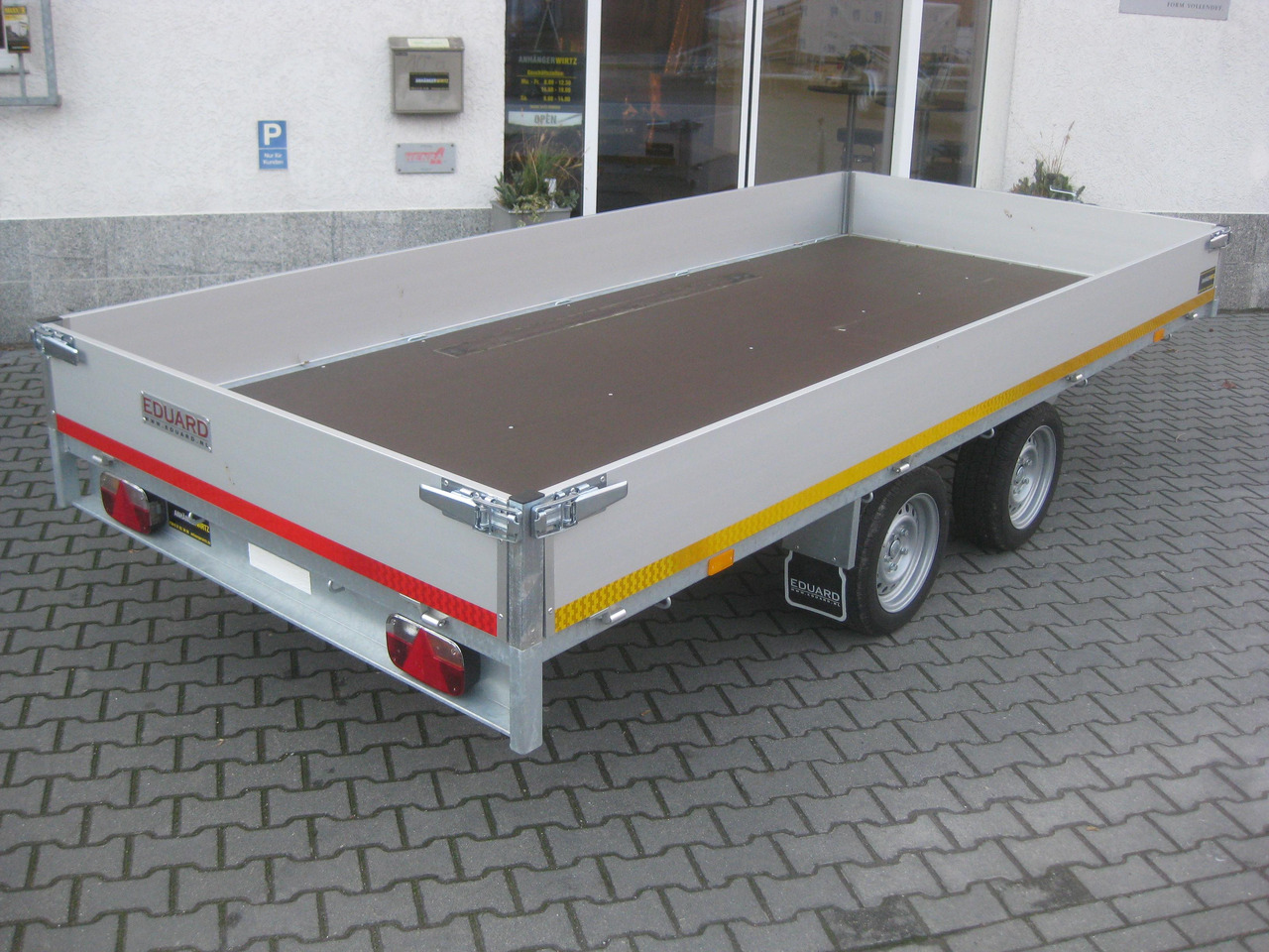 Leasing  Hochlader 406x180x30cm Lfh:63cm 13" niedrig Fahrwerk (XL) 2700kg order Aktion Hochlader 406x180x30cm Lfh:63cm 13" niedrig Fahrwerk (XL) 2700kg order Aktion: afbeelding 8 Leasing  Hochlader 406x180x30cm Lfh:63cm 13" niedrig Fahrwerk (XL) 2700kg order Aktion Hochlader 406x180x30cm Lfh:63cm 13" niedrig Fahrwerk (XL) 2700kg order Aktion: afbeelding 8