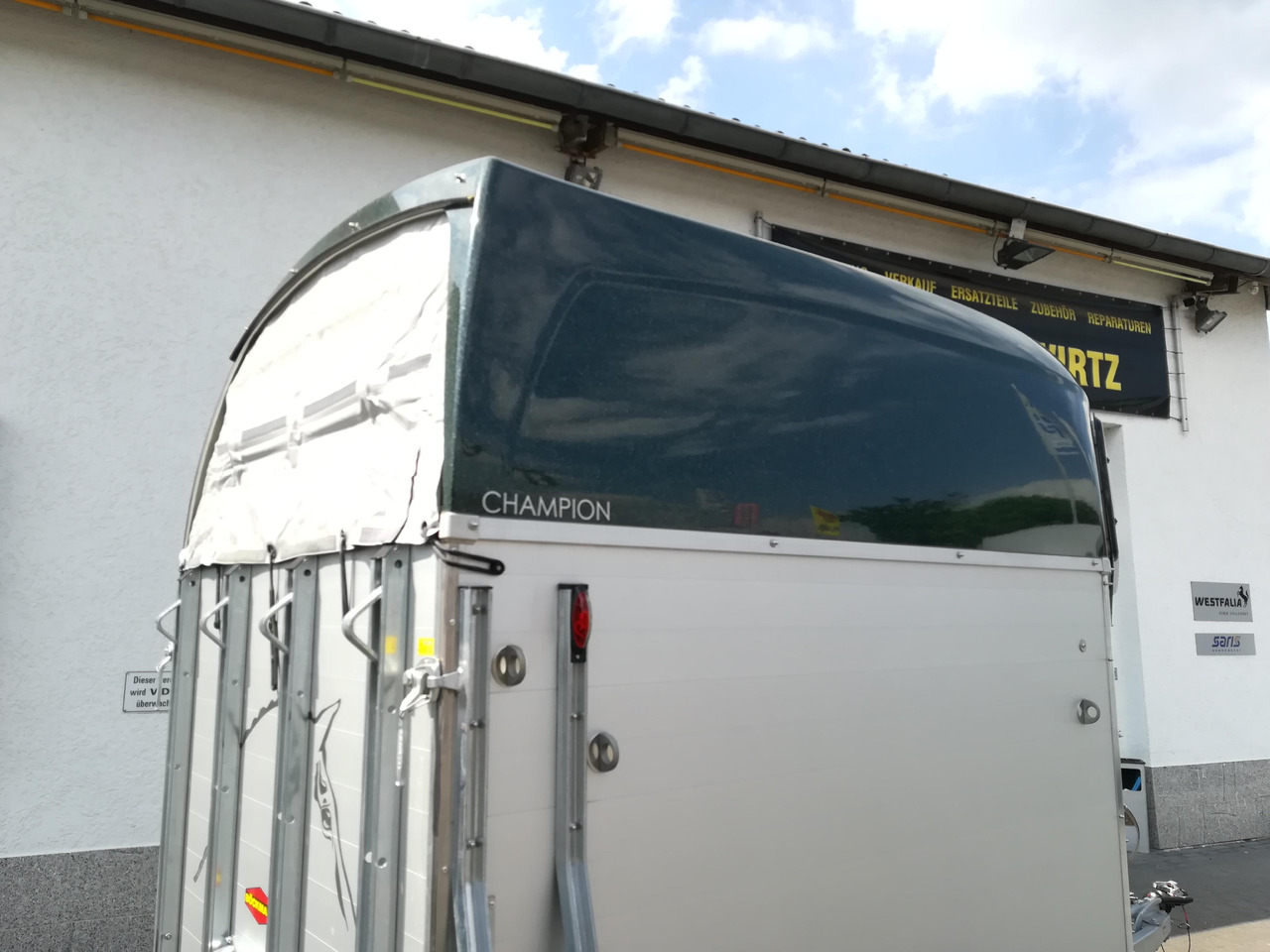 Paardentrailer Pferdeanhänger Böckmann Champion R Sattelkammer greenline 2400kg CFF+ 100 km/H order Aktion 2025: afbeelding 8
