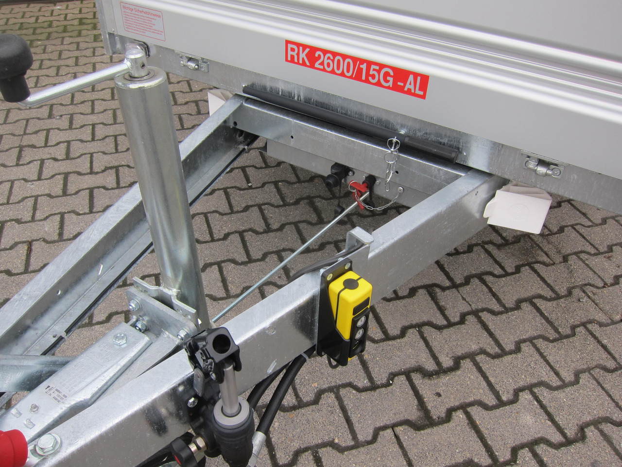 Pongratz Kipper RK 2600/15 G-AL Elektrisch + Notpumpe 260x151x36cm Stahlboden Pendel 13" 1800kg - Kipper aanhangwagen: afbeelding 3 Pongratz Kipper RK 2600/15 G-AL Elektrisch + Notpumpe 260x151x36cm Stahlboden Pendel 13" 1800kg - Kipper aanhangwagen: afbeelding 3