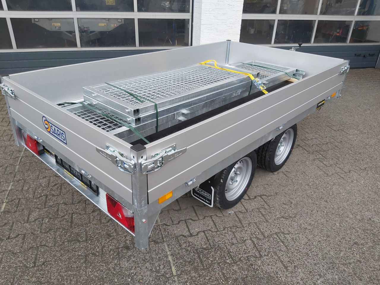 Open/ Plateau aanhangwagen Saris PL 276 150 2000 2 276x150x30cm 13" (S) 2000kg Online Aktion: afbeelding 7