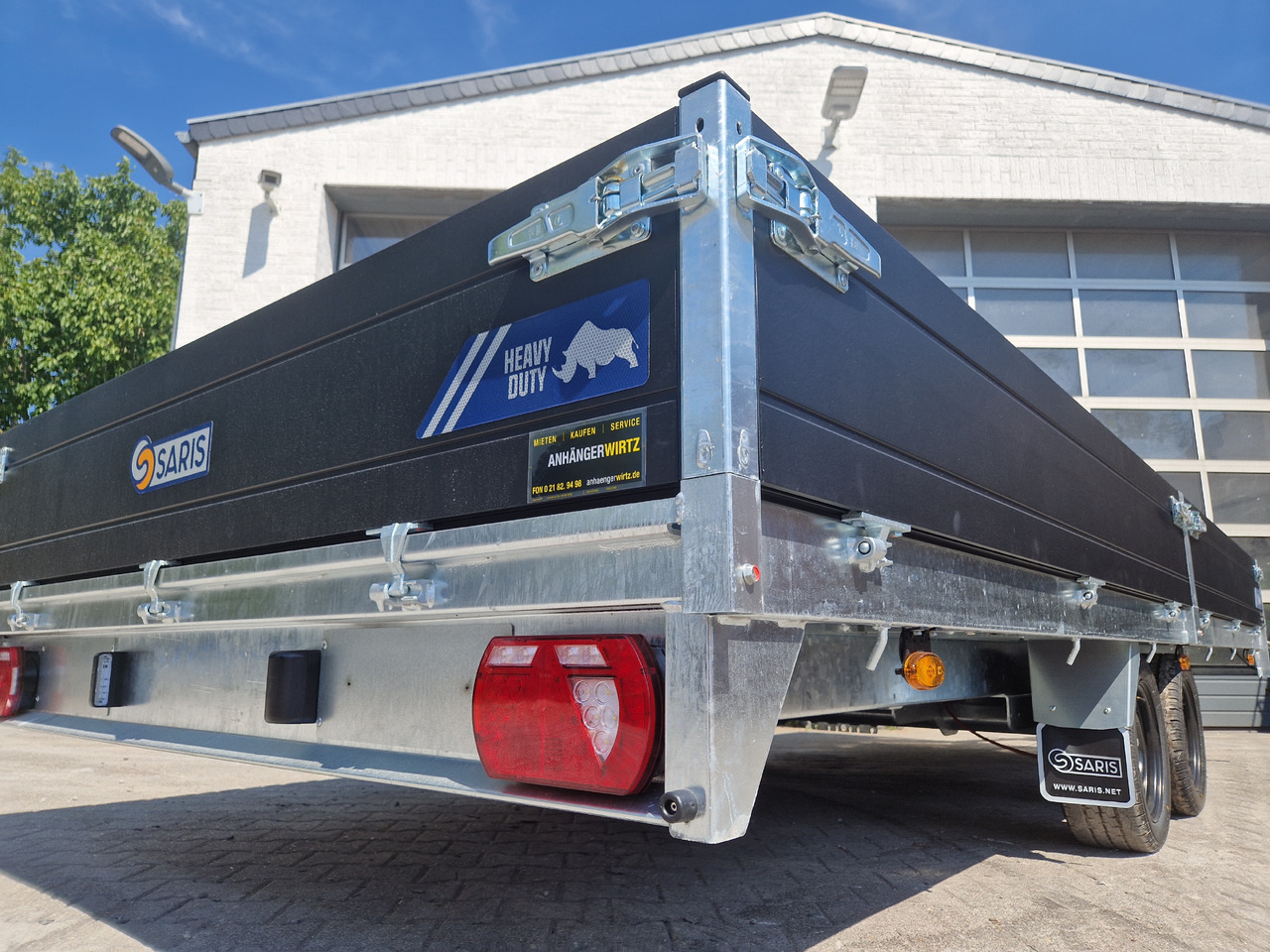 Saris PL HD 506 204 3500 2 506x204x35cm heavy duty black LED Licht (XXL) 3500kg - Open/ Plateau aanhangwagen: afbeelding 5 Saris PL HD 506 204 3500 2 506x204x35cm heavy duty black LED Licht (XXL) 3500kg - Open/ Plateau aanhangwagen: afbeelding 5
