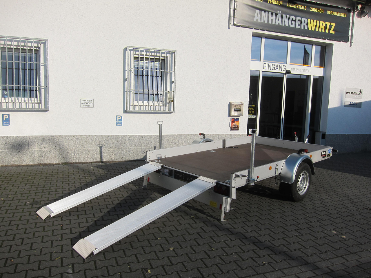 Smart Kleinwagen Transport Anhänger Koch Aluline 300x185x20cm 1500kg 100 km/H - Machinetransporter: afbeelding 2 Smart Kleinwagen Transport Anhänger Koch Aluline 300x185x20cm 1500kg 100 km/H - Machinetransporter: afbeelding 2