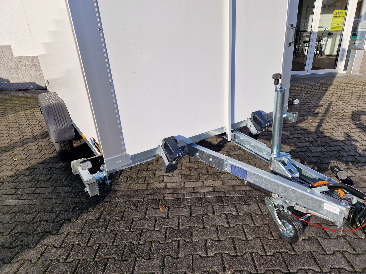 Leasing Tiefkühlanhänger AZK 3540/180 Govi Kälteaggregat -18 100/100 386x170x200cm (L) 3500kg Modell 2024 Tiefkühlanhänger AZK 3540/180 Govi Kälteaggregat -18 100/100 386x170x200cm (L) 3500kg Modell 2024: afbeelding 10 Leasing Tiefkühlanhänger AZK 3540/180 Govi Kälteaggregat -18 100/100 386x170x200cm (L) 3500kg Modell 2024 Tiefkühlanhänger AZK 3540/180 Govi Kälteaggregat -18 100/100 386x170x200cm (L) 3500kg Modell 2024: afbeelding 10