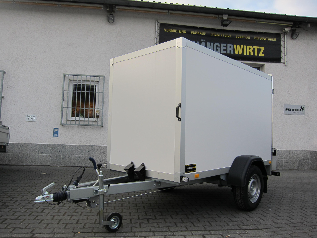 WM Meyer Koffer AZ 1325/126 S30 251x126x150cm (S) 1300kg Modell 2024 Januar Aktion - Gesloten aanhangwagen: afbeelding 2 WM Meyer Koffer AZ 1325/126 S30 251x126x150cm (S) 1300kg Modell 2024 Januar Aktion - Gesloten aanhangwagen: afbeelding 2