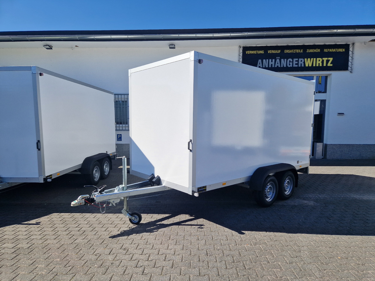WM Meyer Koffer AZ 2740/185 S35 401x185x205cm (XL) 2700kg Januar Aktion - Gesloten aanhangwagen: afbeelding 1 WM Meyer Koffer AZ 2740/185 S35 401x185x205cm (XL) 2700kg Januar Aktion - Gesloten aanhangwagen: afbeelding 1