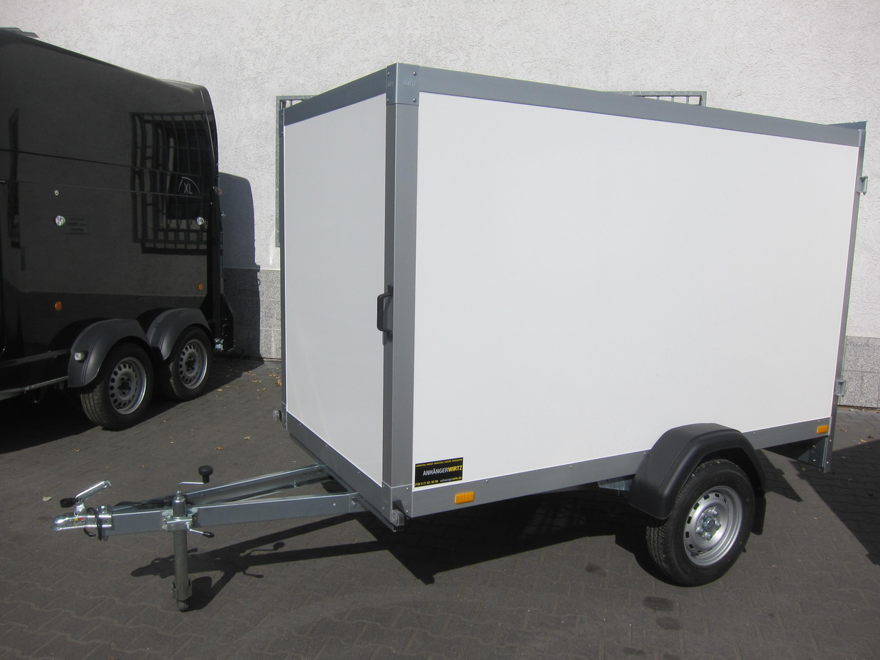 WM Meyer Koffer AZ 7525/126 150 S30 251x126x150cm (S) 750kg online Aktion Modell 2024 - Gesloten aanhangwagen: afbeelding 3 WM Meyer Koffer AZ 7525/126 150 S30 251x126x150cm (S) 750kg online Aktion Modell 2024 - Gesloten aanhangwagen: afbeelding 3