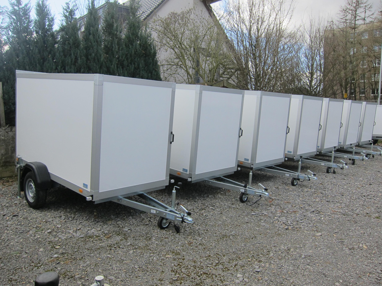 WM Meyer Koffer AZ 7525/126 150 S30 251x126x150cm (S) 750kg online Aktion Modell 2024 - Gesloten aanhangwagen: afbeelding 1 WM Meyer Koffer AZ 7525/126 150 S30 251x126x150cm (S) 750kg online Aktion Modell 2024 - Gesloten aanhangwagen: afbeelding 1
