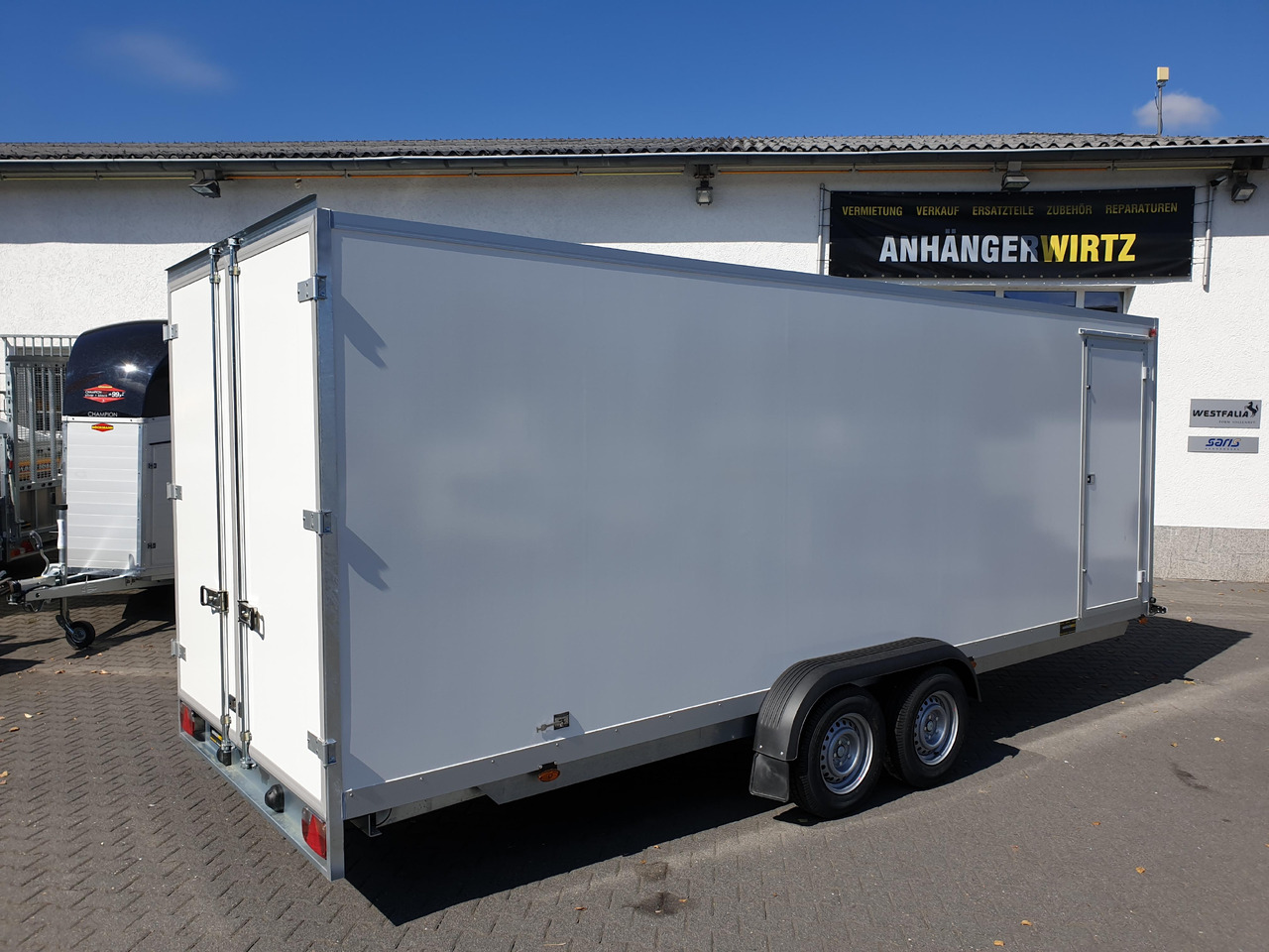 WM Meyer Kofferanhänger AZ 3560/200 S40 601x200x205cm Seitentür Profiline 3500kg Modell 2023 - Gesloten aanhangwagen: afbeelding 3 WM Meyer Kofferanhänger AZ 3560/200 S40 601x200x205cm Seitentür Profiline 3500kg Modell 2023 - Gesloten aanhangwagen: afbeelding 3