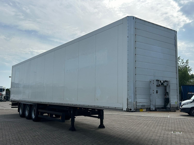 Schmitz Cargobull 3 axle SAF DRUM TUV 04-04 2026 - Gesloten oplegger: afbeelding 5 Schmitz Cargobull 3 axle SAF DRUM TUV 04-04 2026 - Gesloten oplegger: afbeelding 5