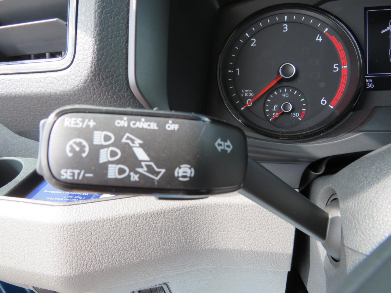 VOLKSWAGEN Crafter 35 L3H3 Kasten Klima Navi ZV - Gesloten bestelwagen: afbeelding 3 VOLKSWAGEN Crafter 35 L3H3 Kasten Klima Navi ZV - Gesloten bestelwagen: afbeelding 3