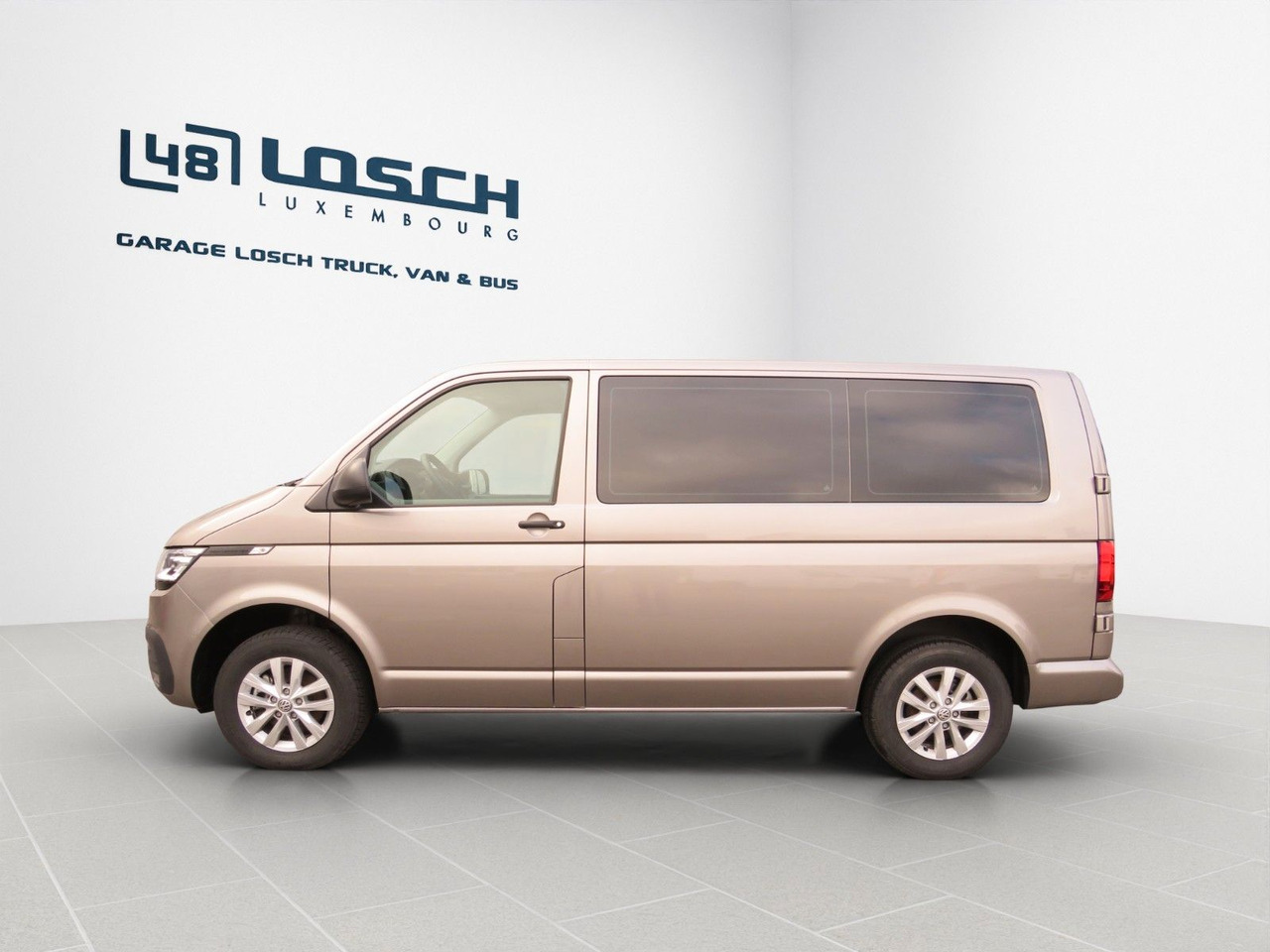 Volkswagen T6.1 Transporter Trendline 2.0 TDI Kasten - Kleine bestelwagen: afbeelding 2 Volkswagen T6.1 Transporter Trendline 2.0 TDI Kasten - Kleine bestelwagen: afbeelding 2