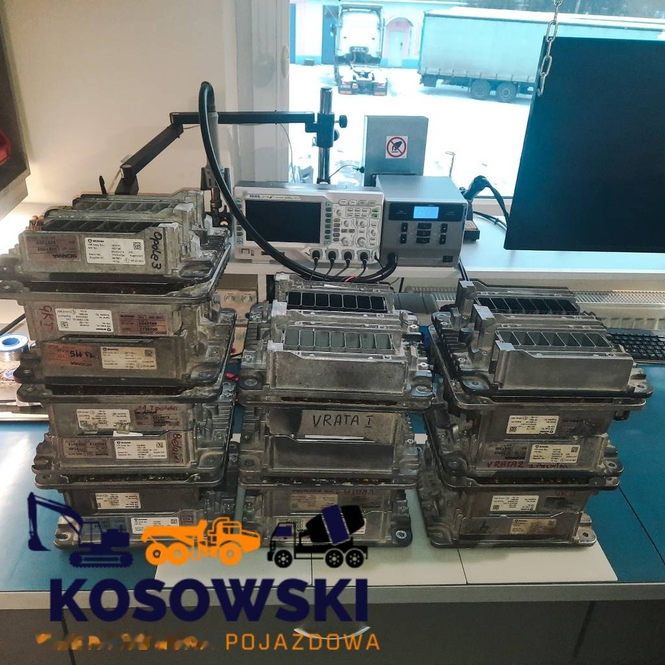 DOOSAN DL420 - ECU voor Rupsgraafmachine: afbeelding 3 DOOSAN DL420 - ECU voor Rupsgraafmachine: afbeelding 3
