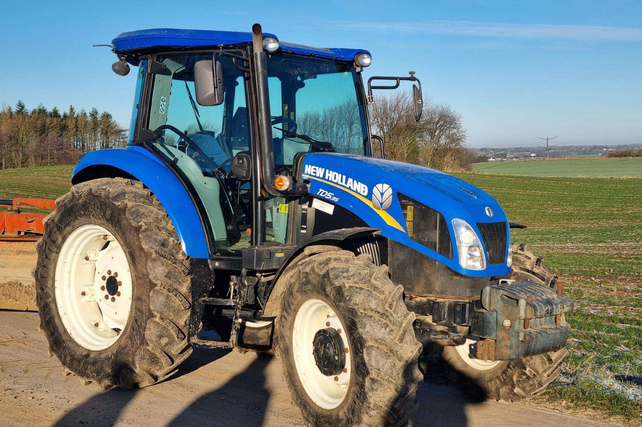 New Holland TD 5.95 - Tractor: afbeelding 5 New Holland TD 5.95 - Tractor: afbeelding 5