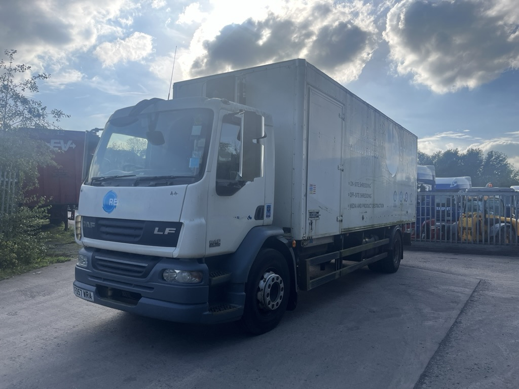Daf 55LF 220 4x2 Box Van - Bestelwagen gesloten laadbak: afbeelding 2 Daf 55LF 220 4x2 Box Van - Bestelwagen gesloten laadbak: afbeelding 2