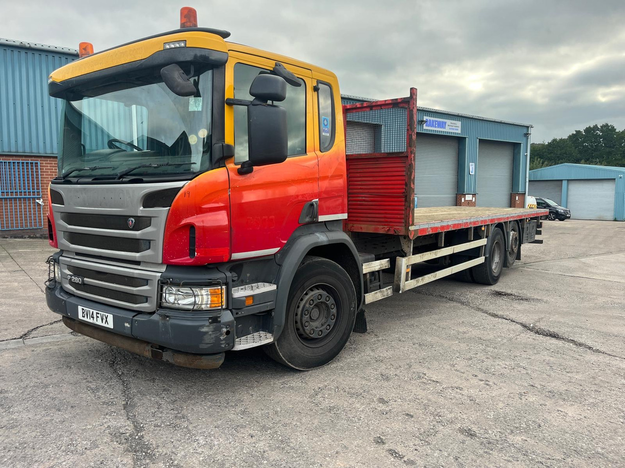 Scania P280 - Vrachtwagen met open laadbak: afbeelding 2 Scania P280 - Vrachtwagen met open laadbak: afbeelding 2