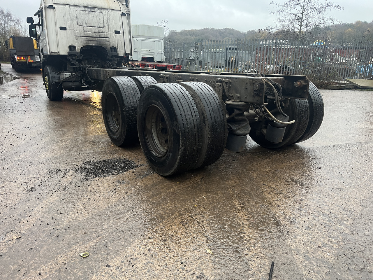 Scania P320 6x2 Chassis Cab - Chassis vrachtwagen: afbeelding 3 Scania P320 6x2 Chassis Cab - Chassis vrachtwagen: afbeelding 3