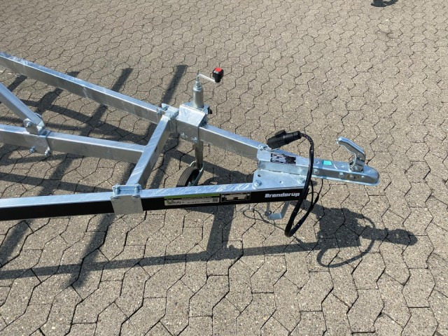 Brenderup Brenderup 160750UB CX Kanu / Kajak Anhänger, 750 kg 100 km/h, 4,8 m - Boottrailer: afbeelding 4 Brenderup Brenderup 160750UB CX Kanu / Kajak Anhänger, 750 kg 100 km/h, 4,8 m - Boottrailer: afbeelding 4