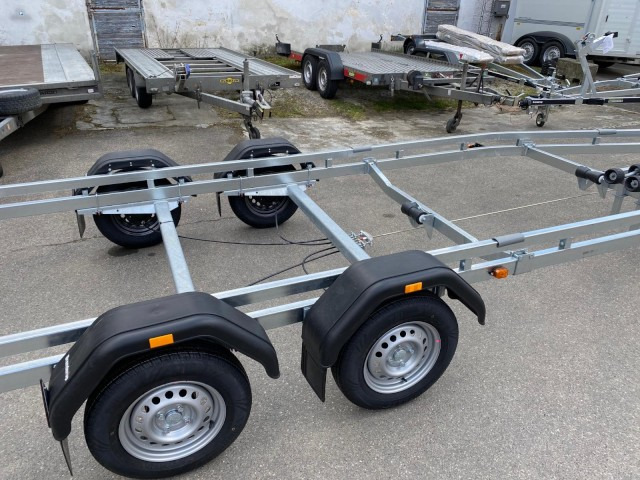 Nieuw Boottrailer Brenderup Premium Bootsanhänger 242000TB SR mit Superrollen, 2,0 to. 7,2m/ 24 Fuß: afbeelding 8