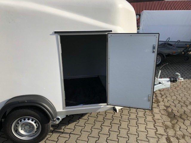 Cheval Liberte Debon Cargo 2 Poly + Türe weiß 1300 kg, 100 km/h, 300x155x168cm - Gesloten aanhangwagen: afbeelding 4 Cheval Liberte Debon Cargo 2 Poly + Türe weiß 1300 kg, 100 km/h, 300x155x168cm - Gesloten aanhangwagen: afbeelding 4