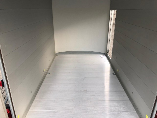 Leasing  Cheval Liberte Debon Roadster 500 Alu +​ Türe 2000 kg, 100 km/h, 320x167x200cm Cheval Liberte Debon Roadster 500 Alu +​ Türe 2000 kg, 100 km/h, 320x167x200cm: afbeelding 8