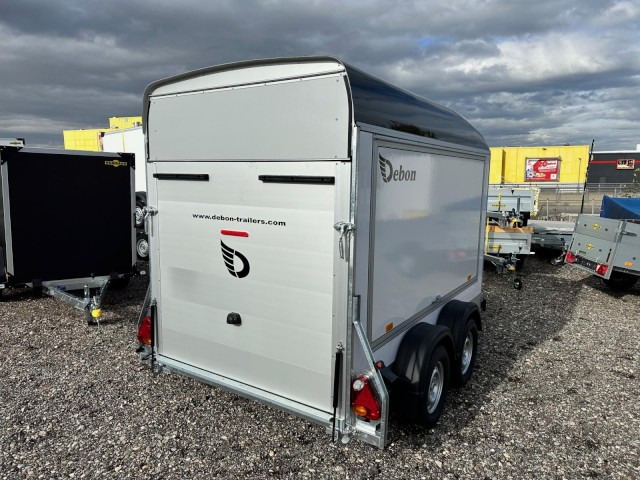 Cheval Liberte Debon Roadster 500 Sandwich Verkaufsklappe 2600 kg, 100 km/h, 320x167x200cm - Gesloten aanhangwagen: afbeelding 5 Cheval Liberte Debon Roadster 500 Sandwich Verkaufsklappe 2600 kg, 100 km/h, 320x167x200cm - Gesloten aanhangwagen: afbeelding 5