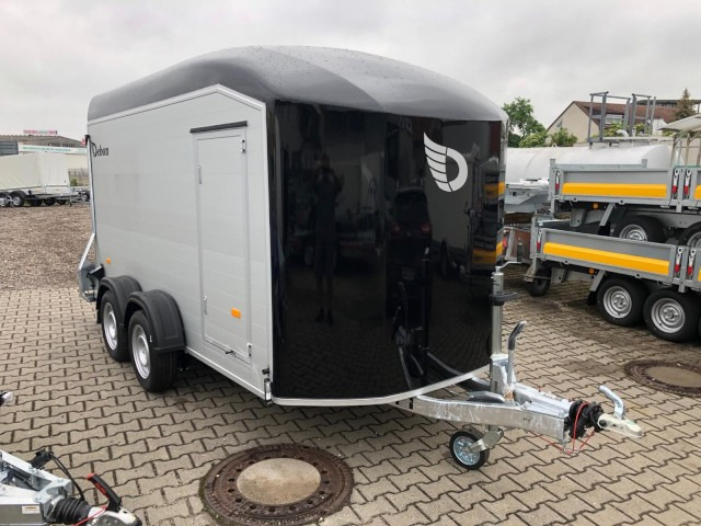 Cheval Liberte Debon Roadster 700 Alu + Türe 2600 kg, 100 km/h, 375x180x202cm - Gesloten aanhangwagen: afbeelding 1 Cheval Liberte Debon Roadster 700 Alu + Türe 2600 kg, 100 km/h, 375x180x202cm - Gesloten aanhangwagen: afbeelding 1