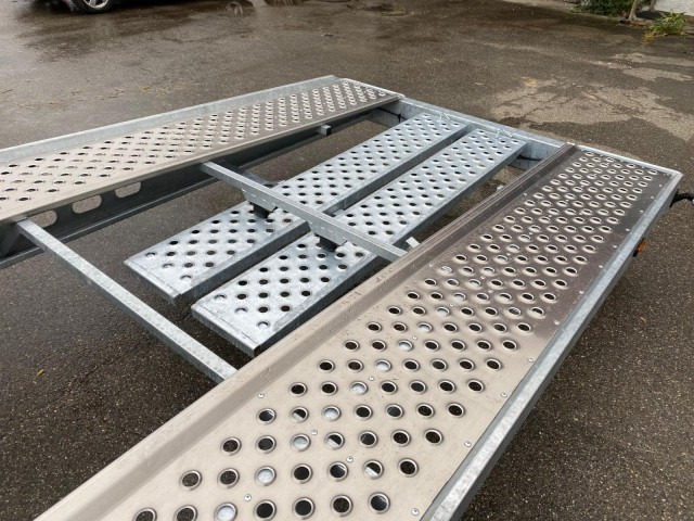 Gala BGG Taurus Duo 85 35 3, 8500 x 2150 mm, 3-Achs, für 2 Autos - Autotransport aanhangwagen: afbeelding 4 Gala BGG Taurus Duo 85 35 3, 8500 x 2150 mm, 3-Achs, für 2 Autos - Autotransport aanhangwagen: afbeelding 4