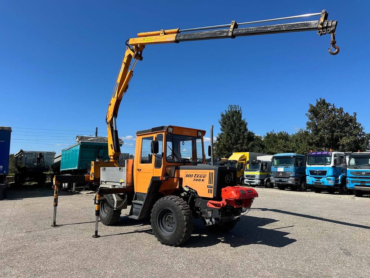 MERCEDES-BENZ MB Trac 700K Brücke-Kran-Seilwinde - Gemeentelijke tractor: afbeelding 2 MERCEDES-BENZ MB Trac 700K Brücke-Kran-Seilwinde - Gemeentelijke tractor: afbeelding 2