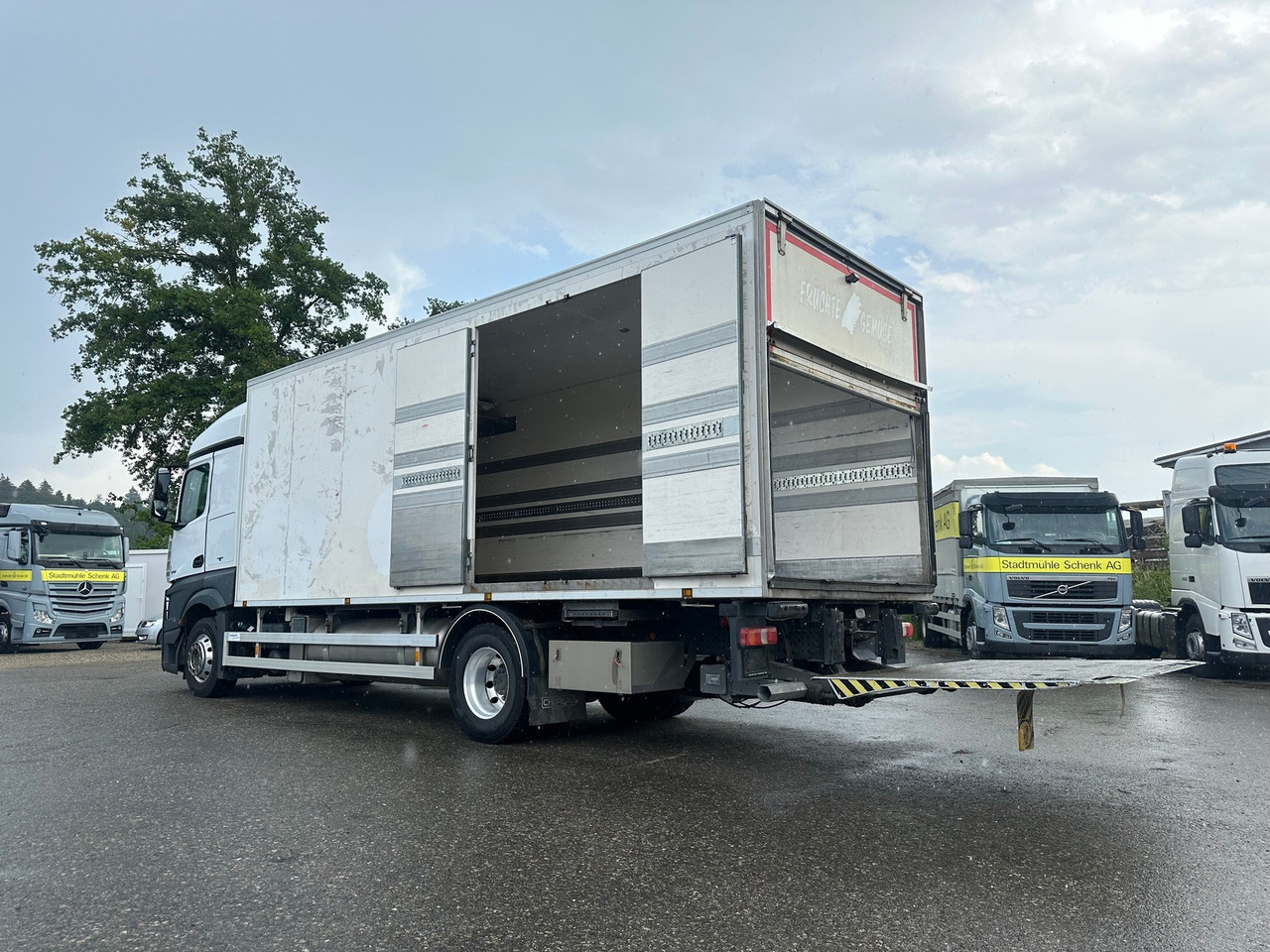 MERCEDES-BENZ actros 18.42 4x2 Gas-Kühlfahrzeug - Koelwagen vrachtwagen: afbeelding 2 MERCEDES-BENZ actros 18.42 4x2 Gas-Kühlfahrzeug - Koelwagen vrachtwagen: afbeelding 2
