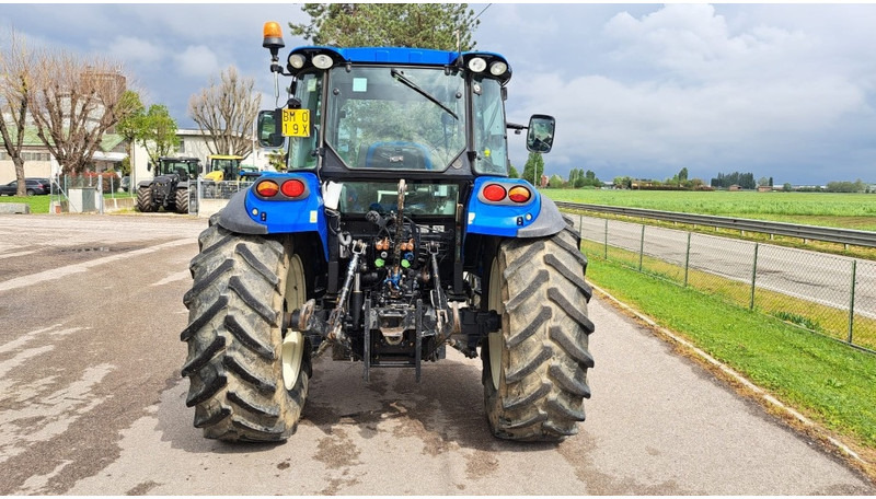 New Holland T 4.105 - Tractor: afbeelding 4 New Holland T 4.105 - Tractor: afbeelding 4