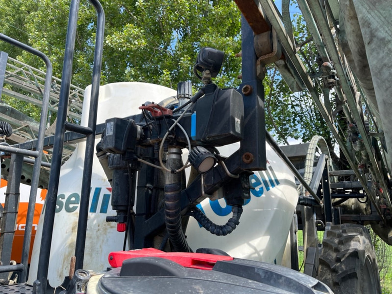 Toselli Marvel PLUS 3000 - Getrokken veldspuit: afbeelding 5 Toselli Marvel PLUS 3000 - Getrokken veldspuit: afbeelding 5