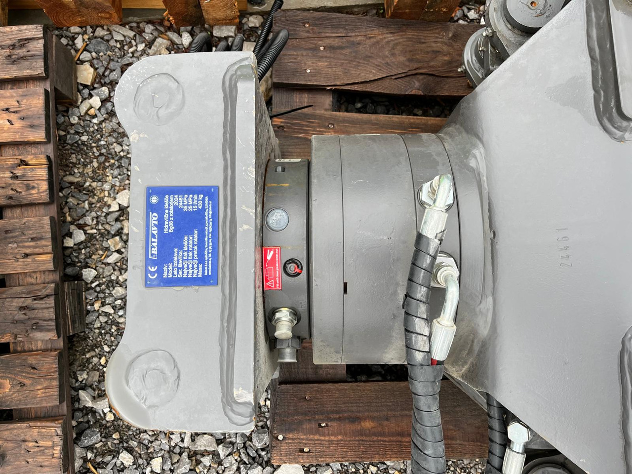 Balavto stone grapple BG08 with rotator - Grijper voor Graafmachine: afbeelding 5 Balavto stone grapple BG08 with rotator - Grijper voor Graafmachine: afbeelding 5