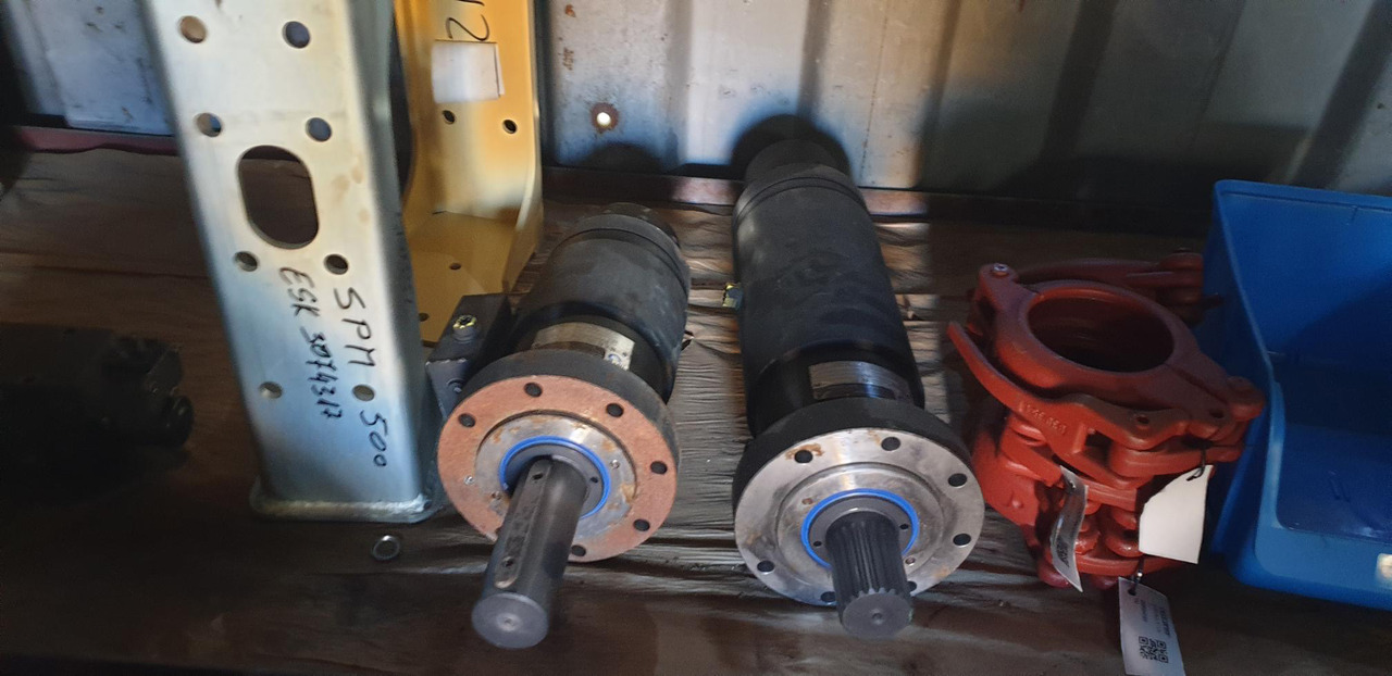 HKS DA--H 80 360º for PUTZMEISTER SPM 500 ESK1602791 for Putzmeister SPM 500 roadheader - Hydromotor: afbeelding 1 HKS DA--H 80 360º for PUTZMEISTER SPM 500 ESK1602791 for Putzmeister SPM 500 roadheader - Hydromotor: afbeelding 1