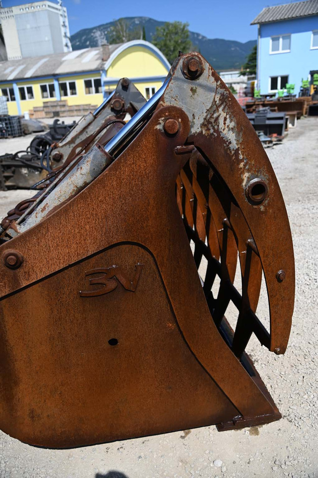 Voorladerbak TREVI BENNE loader bucket 2500 mm: afbeelding 7 Voorladerbak TREVI BENNE loader bucket 2500 mm: afbeelding 7