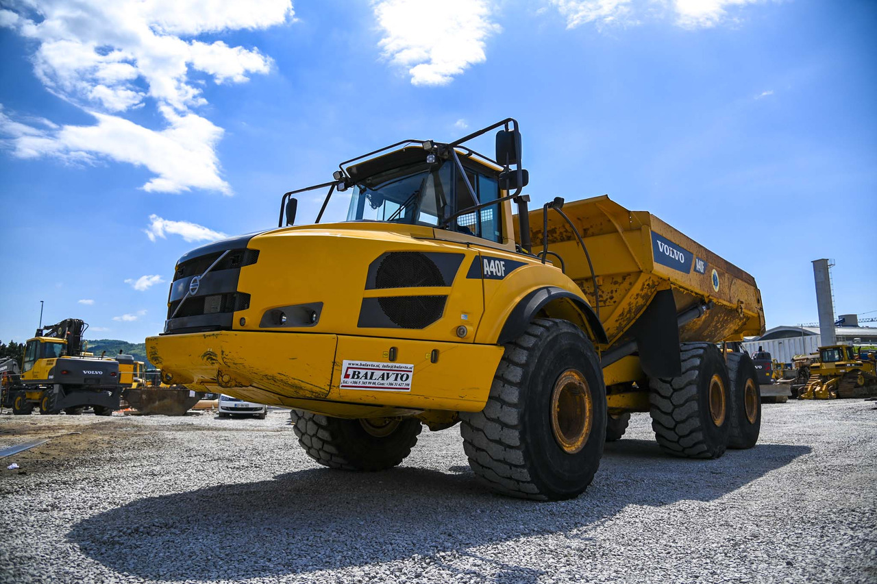 VOLVO A40F - Kiepwagen met knikbesturing: afbeelding 1 VOLVO A40F - Kiepwagen met knikbesturing: afbeelding 1