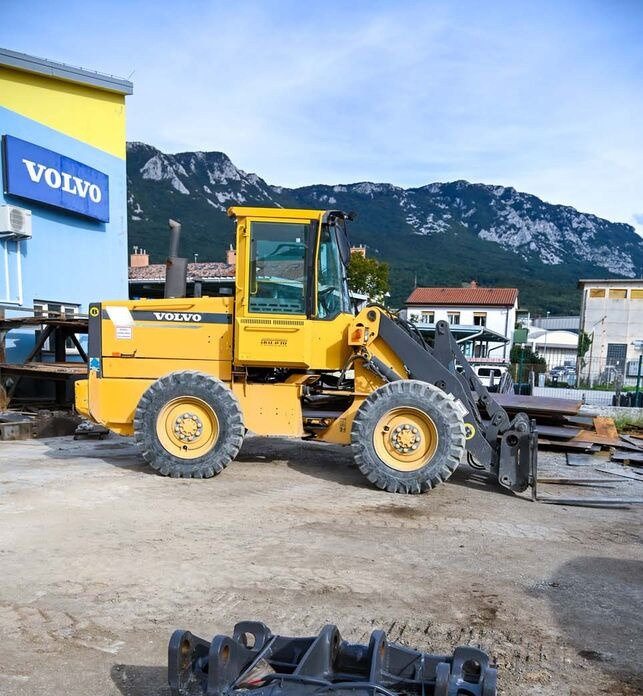 Volvo 11157386 for Volvo L70H, L90H - Snelwissel voor Wiellader: afbeelding 4 Volvo 11157386 for Volvo L70H, L90H - Snelwissel voor Wiellader: afbeelding 4