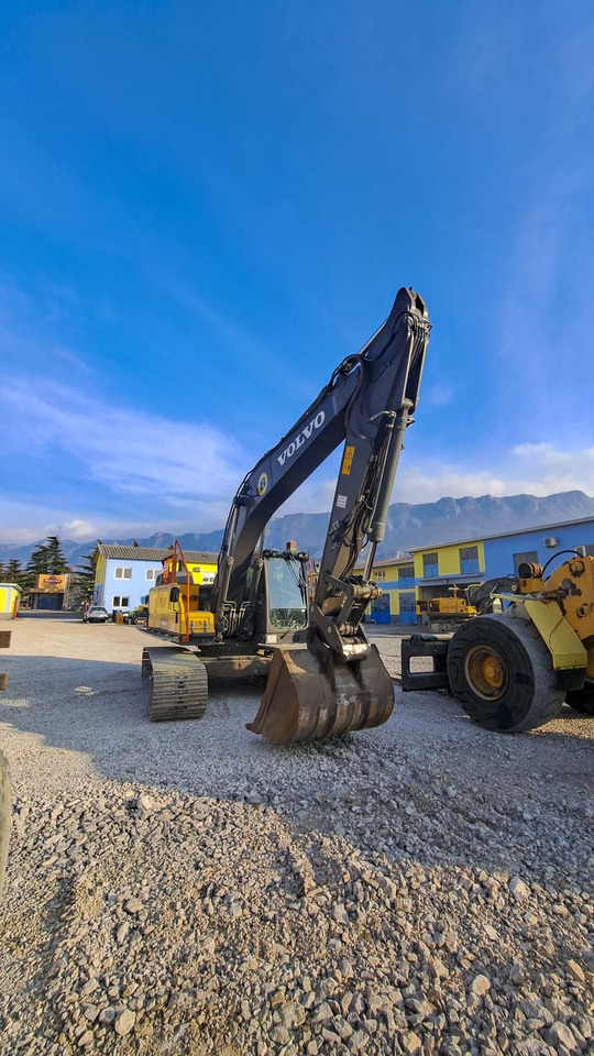Volvo EC220EL - Rupsgraafmachine: afbeelding 4 Volvo EC220EL - Rupsgraafmachine: afbeelding 4