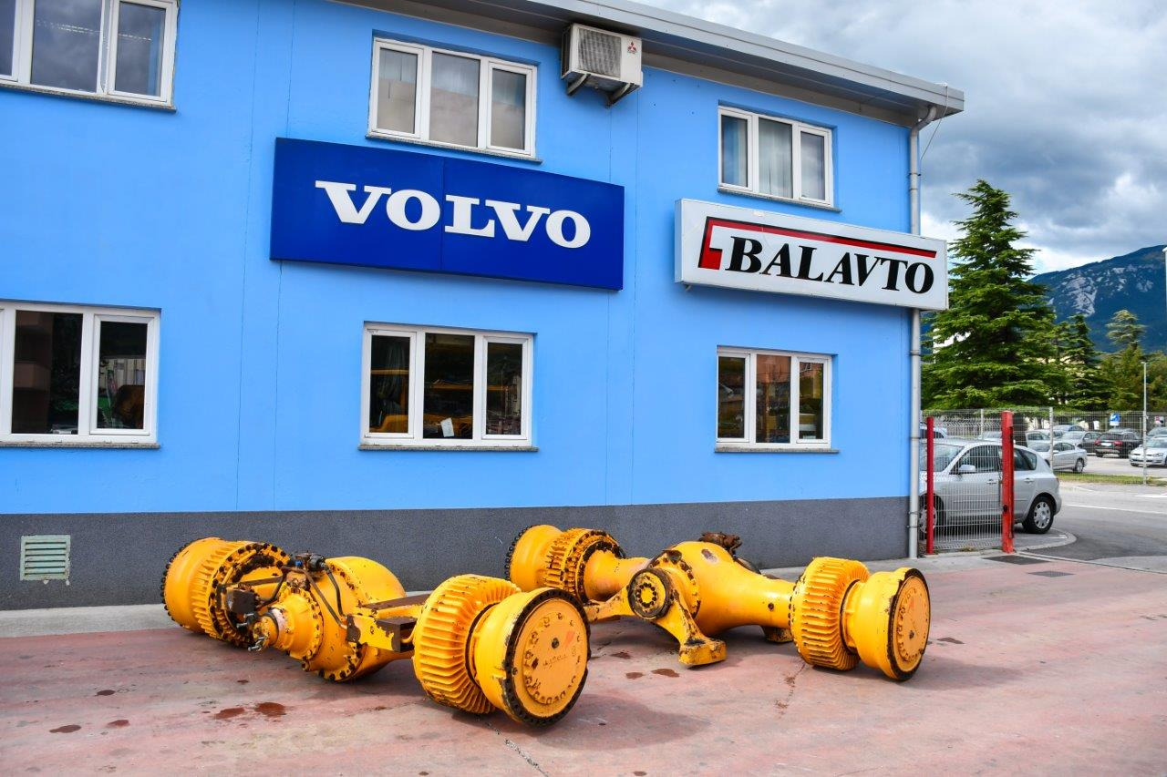 Volvo L350F - As en onderdelen voor Wiellader: afbeelding 3 Volvo L350F - As en onderdelen voor Wiellader: afbeelding 3