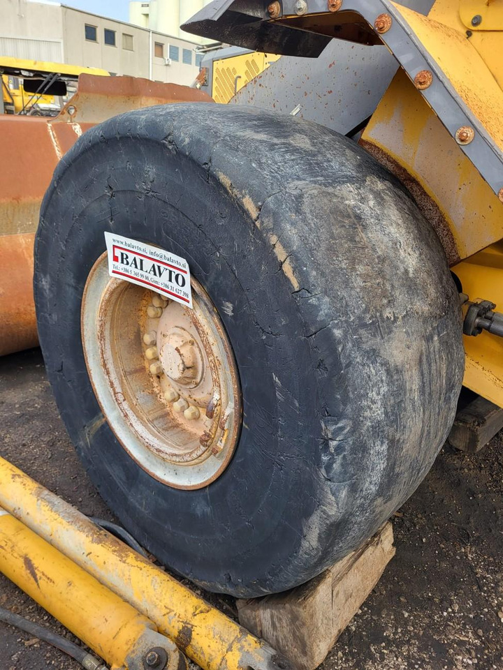 Volvo rims - Velg voor Lader: afbeelding 2 Volvo rims - Velg voor Lader: afbeelding 2