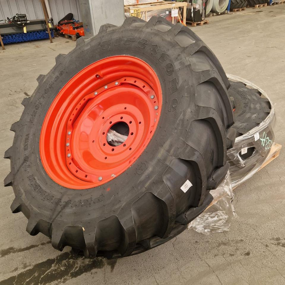 Reifen Räder Firestone 520/70R38 Performer 70 extra 150D 147E - Banden en velgen: afbeelding 1 Reifen Räder Firestone 520/70R38 Performer 70 extra 150D 147E - Banden en velgen: afbeelding 1