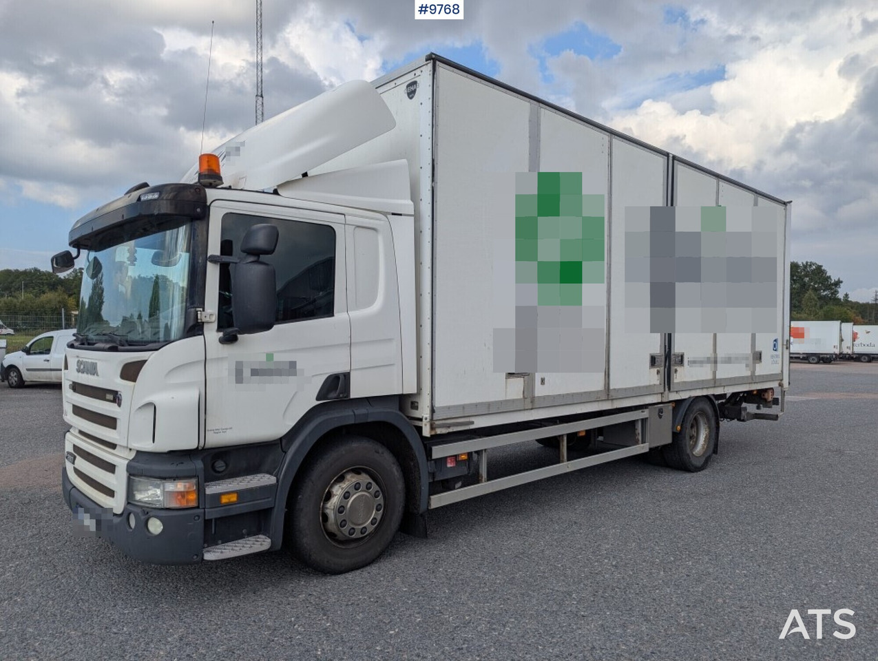 Box Truck Scania P280 4X2 with tail lift - Bakwagen: afbeelding 1 Box Truck Scania P280 4X2 with tail lift - Bakwagen: afbeelding 1