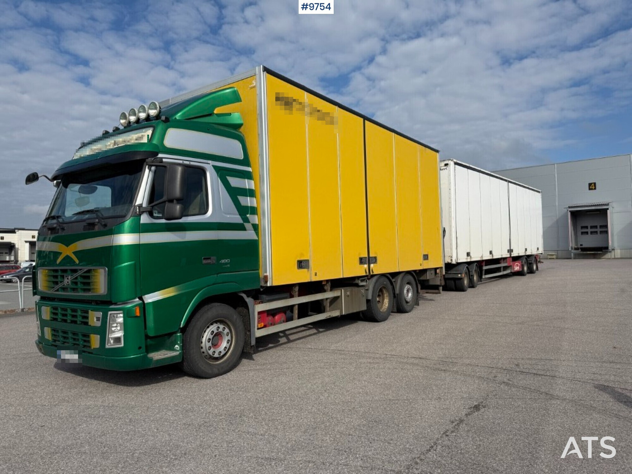 Box Truck Volvo FH 480 with 4-axle Ekeri trailer (VIDEO) - Bakwagen: afbeelding 1 Box Truck Volvo FH 480 with 4-axle Ekeri trailer (VIDEO) - Bakwagen: afbeelding 1