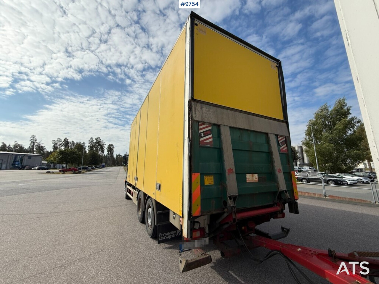Box Truck Volvo FH 480 with 4-axle Ekeri trailer (VIDEO) - Bakwagen: afbeelding 3 Box Truck Volvo FH 480 with 4-axle Ekeri trailer (VIDEO) - Bakwagen: afbeelding 3