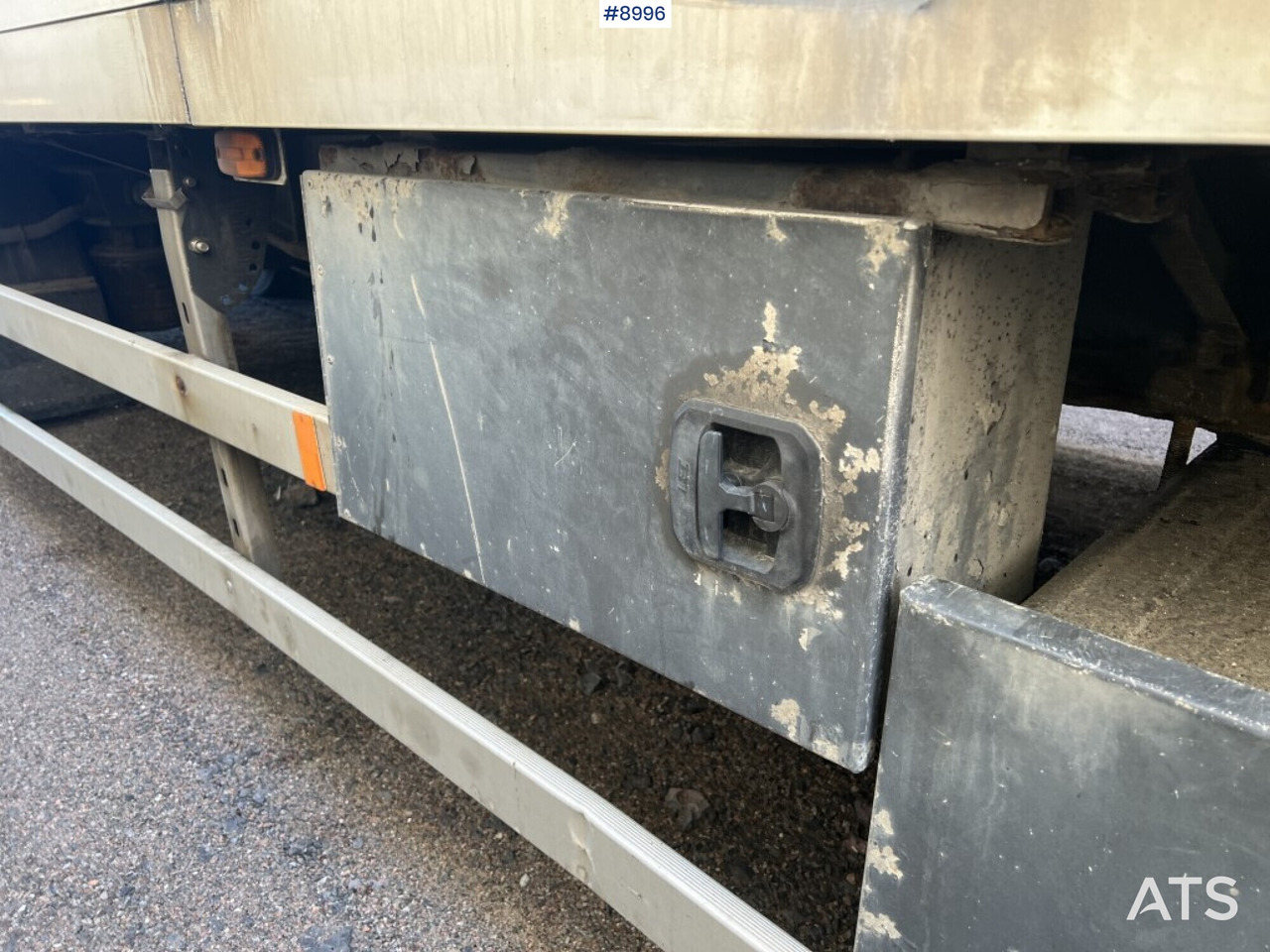 Gesloten aanhangwagen Box trailer EKERI L/L-4: afbeelding 15 Gesloten aanhangwagen Box trailer EKERI L/L-4: afbeelding 15