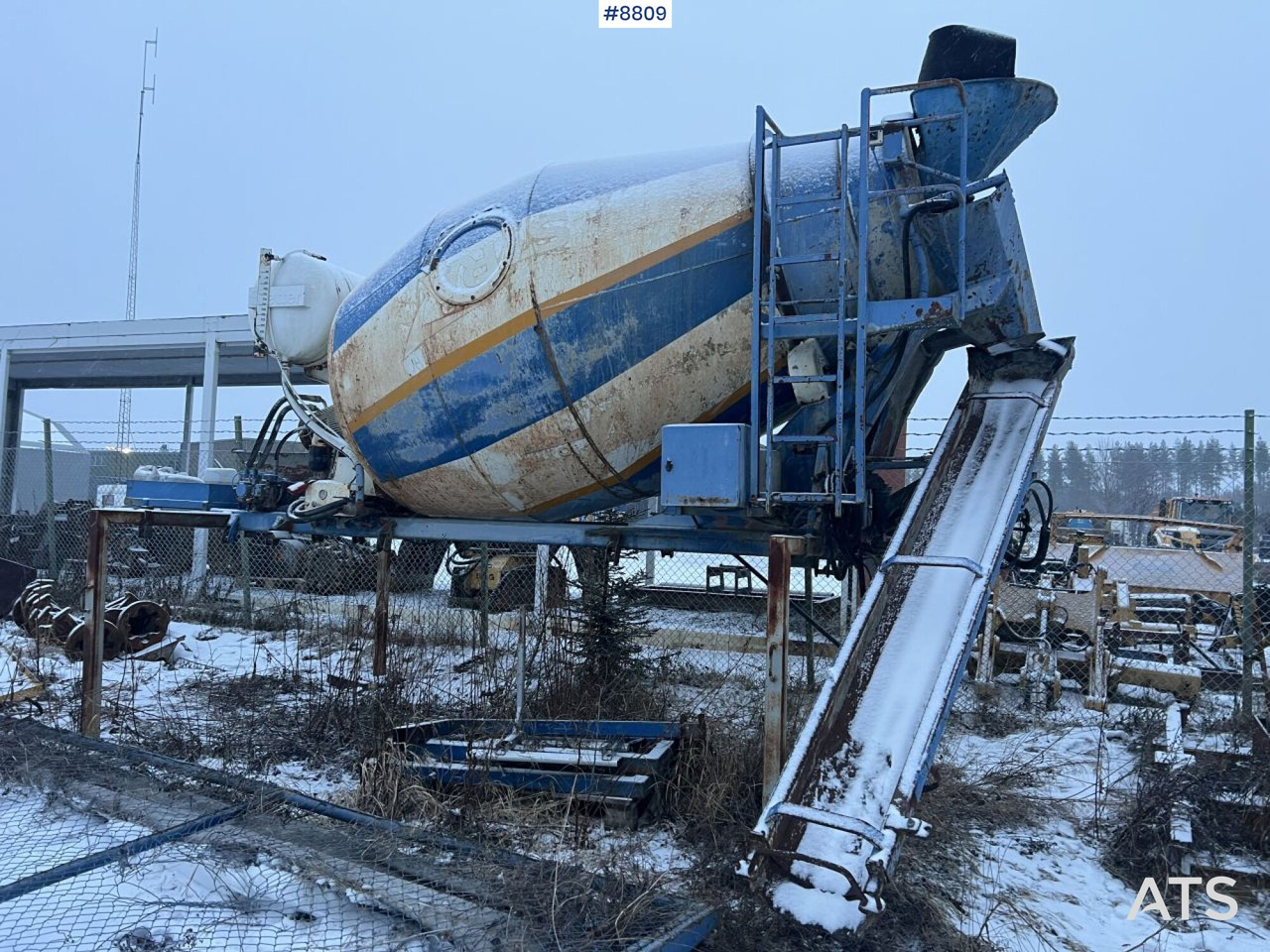 Concrete rotator 6 m3 with Laxo attachment - Mixeropbouw: afbeelding 1 Concrete rotator 6 m3 with Laxo attachment - Mixeropbouw: afbeelding 1