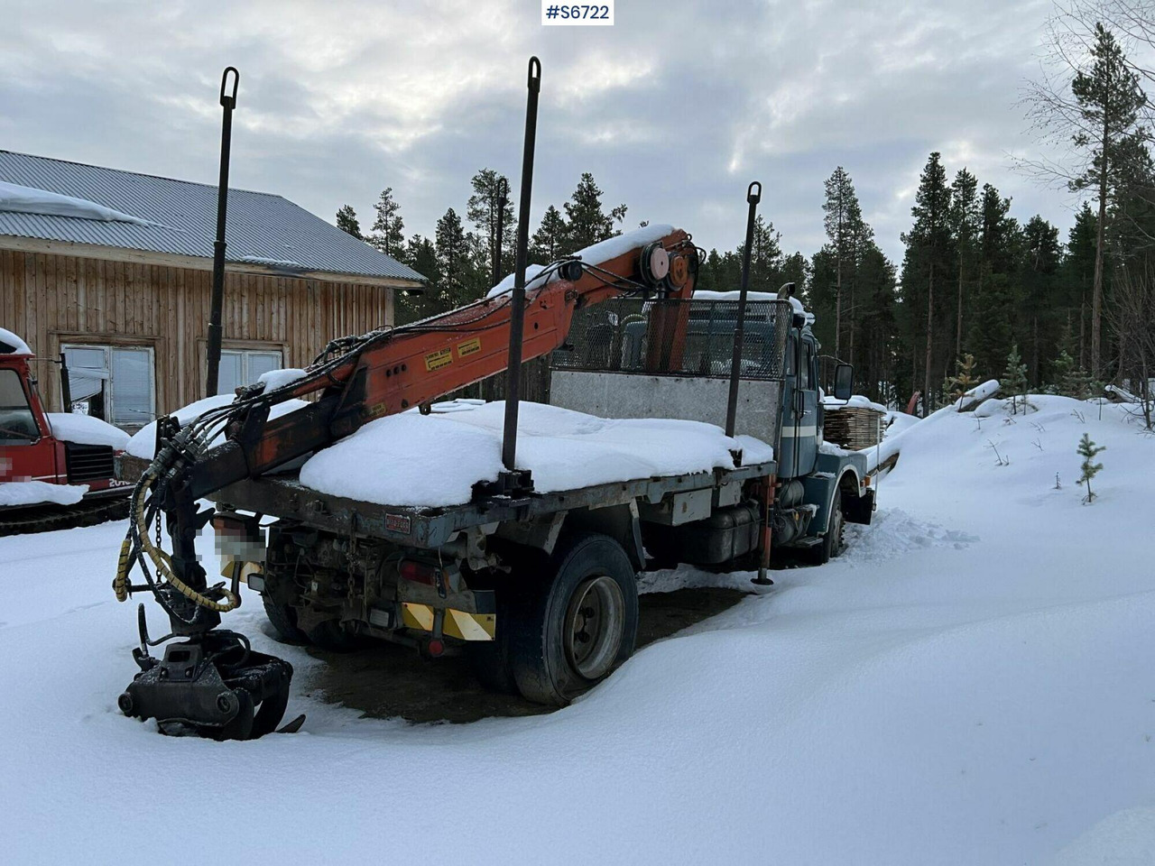 Crane Truck Volvo NO7-4X2-50-1-V with F7 Crane - Kraanwagen: afbeelding 3 Crane Truck Volvo NO7-4X2-50-1-V with F7 Crane - Kraanwagen: afbeelding 3