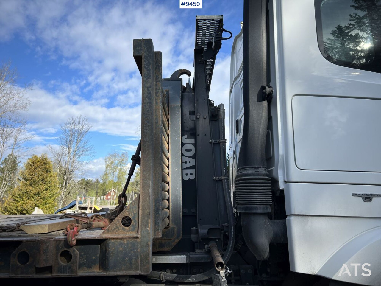 Mercedes Benz Arocs 3251 Tridem Hooklift, flatbed and concrete rotator - Haakarmsysteem vrachtwagen: afbeelding 5 Mercedes Benz Arocs 3251 Tridem Hooklift, flatbed and concrete rotator - Haakarmsysteem vrachtwagen: afbeelding 5