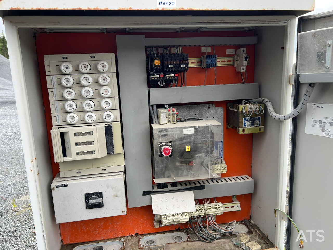 Oil cabinet for Kona cruscher - Kegelbreker: afbeelding 4 Oil cabinet for Kona cruscher - Kegelbreker: afbeelding 4