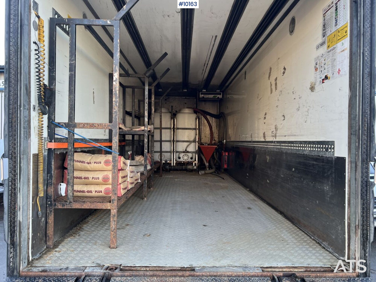 SCANIA G400 Box Truck with folding ramp - Bakwagen: afbeelding 5 SCANIA G400 Box Truck with folding ramp - Bakwagen: afbeelding 5